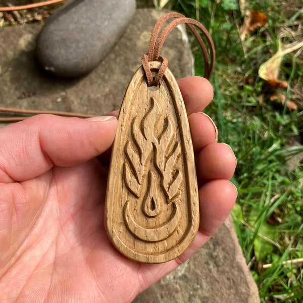 LUNAR GNOSIS - Oak-carved Talismanic Pendant