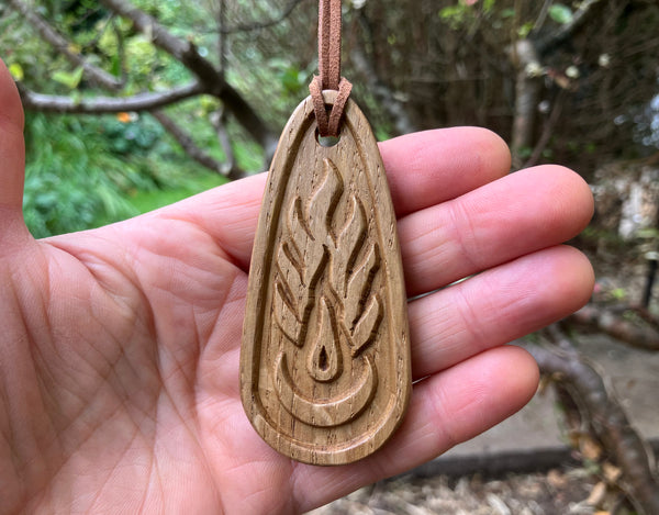 LUNAR GNOSIS - Oak-carved Talismanic Pendant